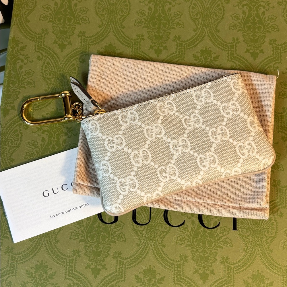 Gucci Key Pouch - image 1